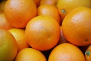 橘子橙子哪個(gè)更健康（橙子和橘子哪個(gè)營(yíng)養(yǎng)豐富）